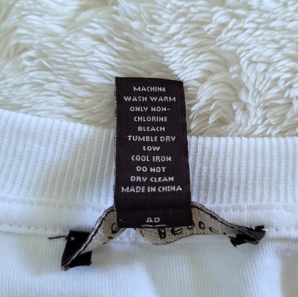 Henri Bendel "#bendelgirl" Tee👕 - Picture 7 of 12